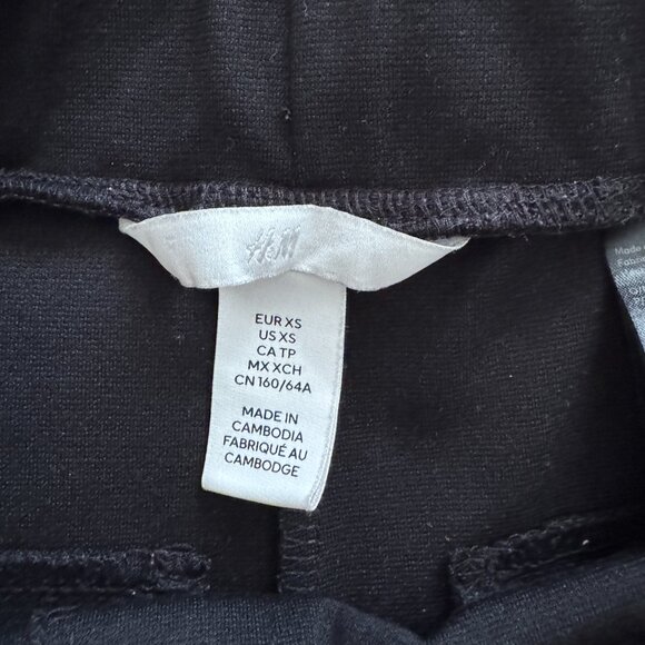 H&M Black Cropped Pull-On Wide Leg Trousers - Picture 3 of 4